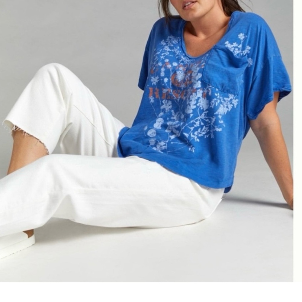 Anthropologie / Pilcro loma pocket floral royal blue t shirt size XS
